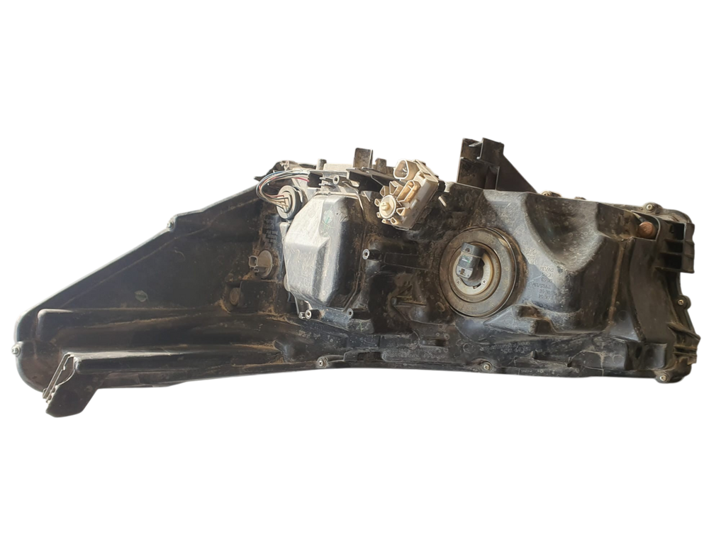 TOYOTA HİLLUX SAĞ FARI