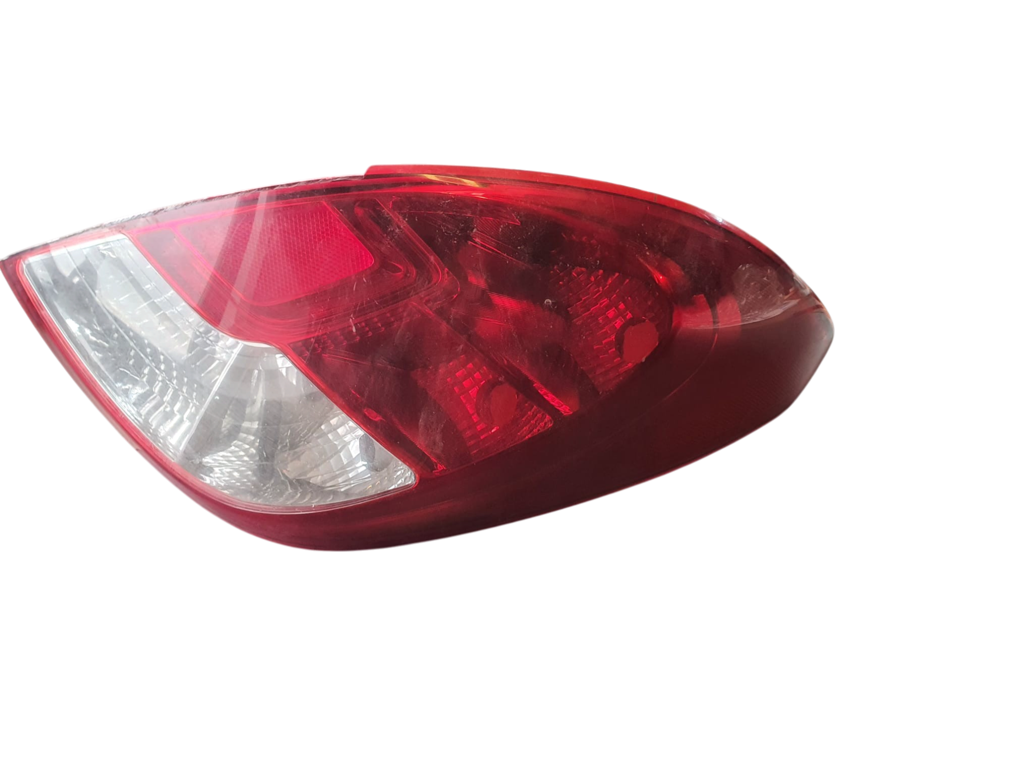 HYUNDAİ İ20 08-14 SAĞ DIŞ STOP OEM NO: 2055099900010