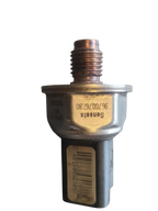 PEUGE0T 206 208 ClTR0EN 1.4 1.6 HDl V0lV0 V40 D2 1.6D UYUMLU BASINÇ SENSÖR ANAHTARI